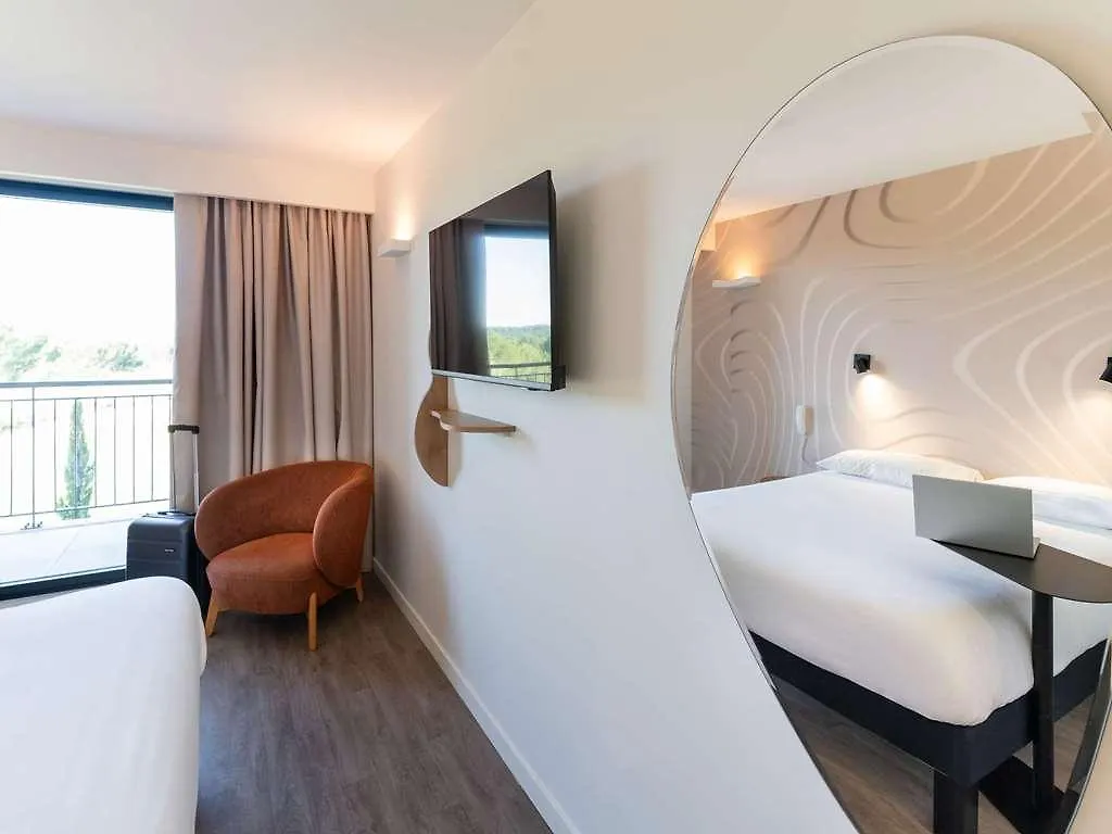Hotel Ibis Styles Cabries Aix-En-Provence Tgv